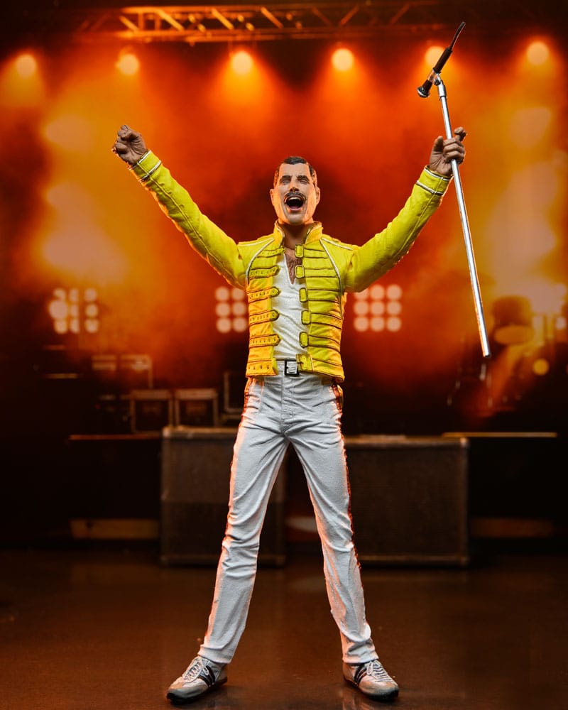 Freddie Mercury Action Figure (Yellow Jacket) 18 cm - immagine 7